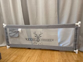 Bed Rail 3 Pcs Very good condition (like new)