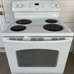 GE Electric Stove 30” (1 Month Warranty)