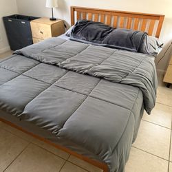 Queen Size Bed With Mattress