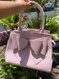 4 Jeans + Cute Bow Purse – $40 – Pickup Today