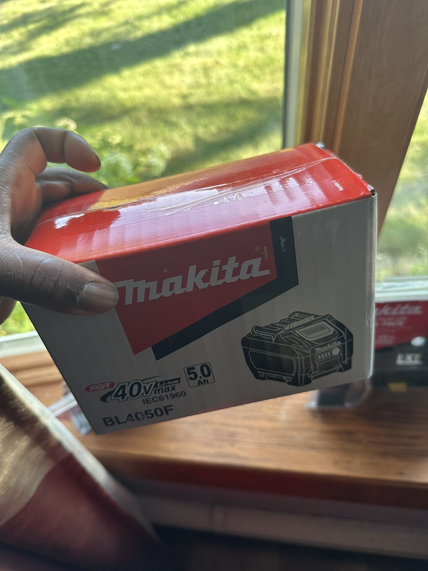 Makita 40v 5.0 battery BNIB SEALED