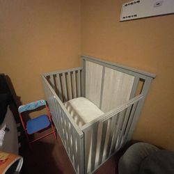 Mini Crib