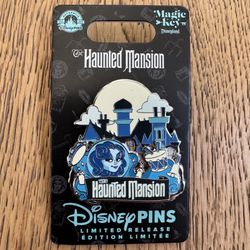 DISNEY PARKS MAGIC KEY EXCLUSIVE THE HAUNTED MANSION LEOTA Limited Release PIN