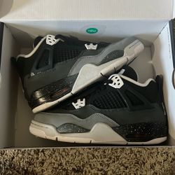 Jordan 4 Retro Fear (2024)
