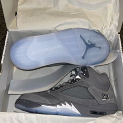 Wolf Grey 5