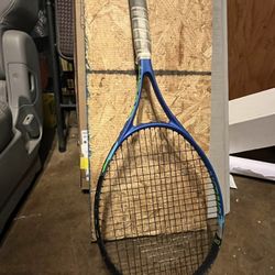 tennis racket