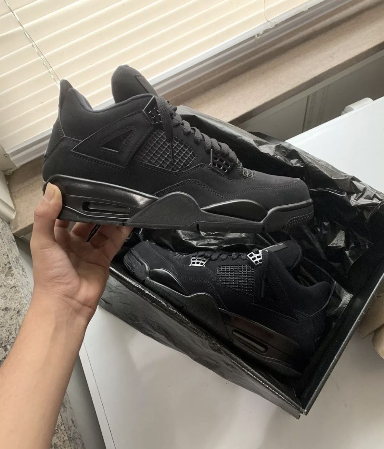 Jordan 4’s Black Cats & More