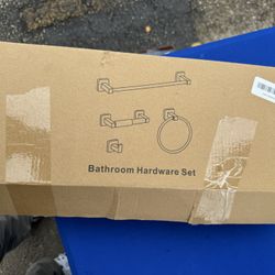 Bathroom Hardware Set