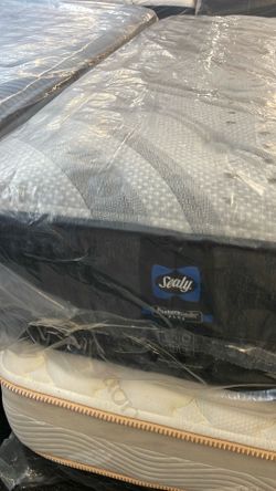 King Sealy posture-pedic plus mattress ON SALE ‼️ ONLY $599