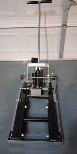 Pittsburgh 1500lb. Motorcycle Lift