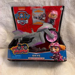Paw Patrol Moto Pups Skye Deluxe 