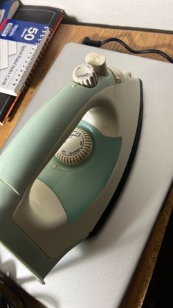 Sunbeam clothes steam iron