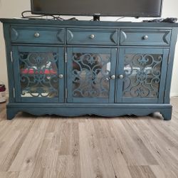 TV stand/hutch