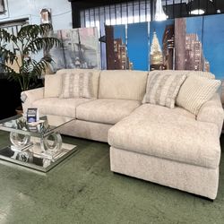 🚚Hot Deal🚚Brand New 2pc Name Brand Sectional Couch $1299, Finance Available, Delivery Available 