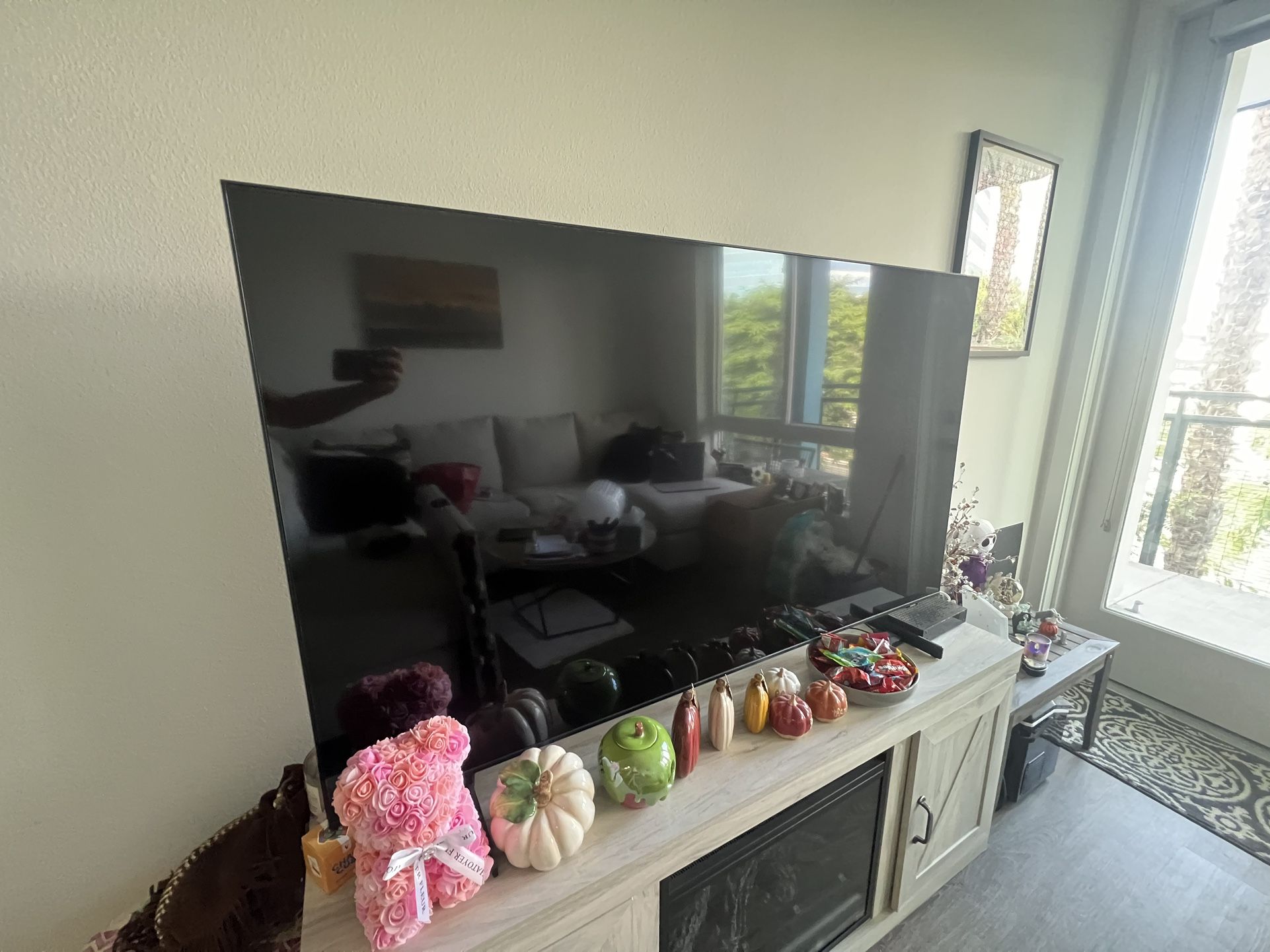TV 2 Yrs Old Samsung