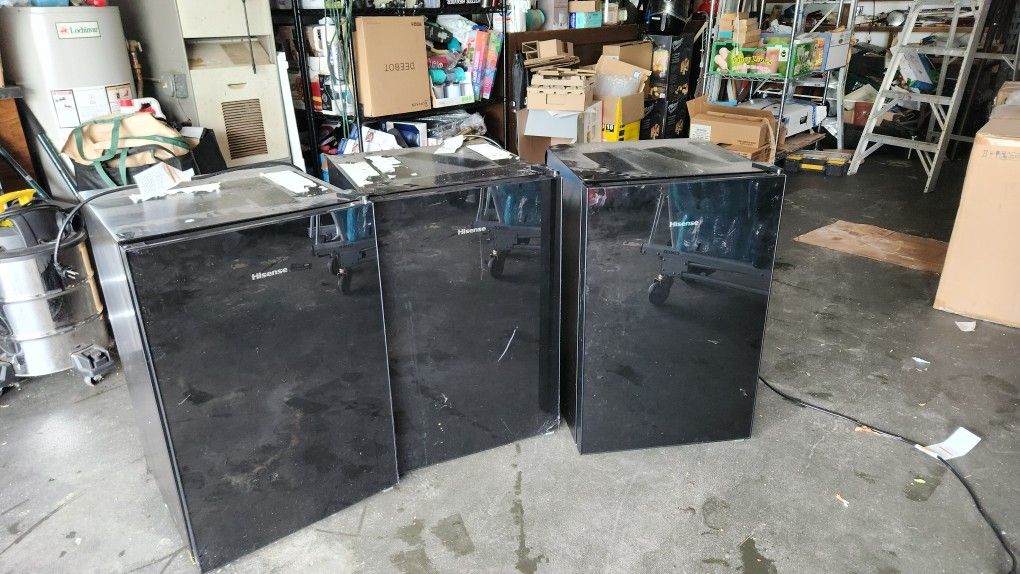 Hisense Mini Fridges