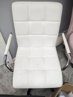 Furmax Mid-Back Office Task Chair Ribbed PU Leather Executive Modern

