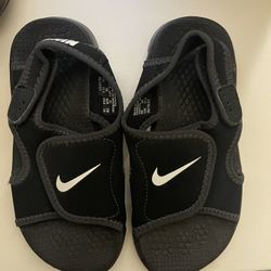 Kids Nike Sandals