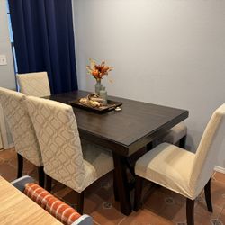 Farmhouse 6 Piece Dinette Set