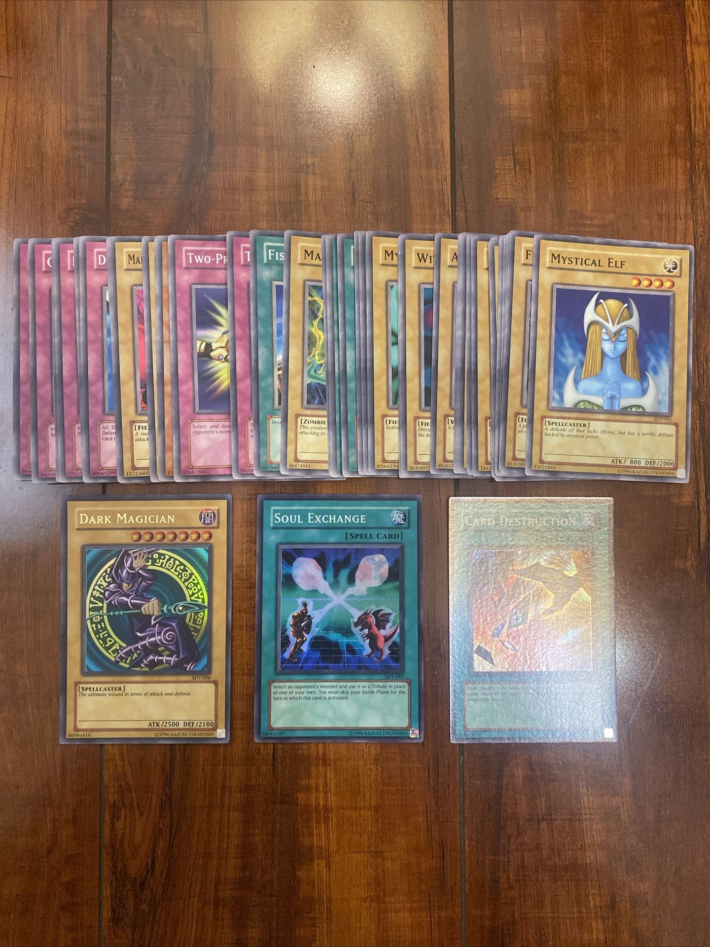 Yugioh 1996 Unlimited Starter Deck Yugi SDY Dark Magician UNUSED COMPLETE NM!