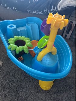 Water table for toddler