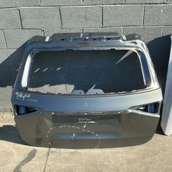 2020 - 2022 MERCEDES GLE - TAIL GATE LIFT GATE OEM