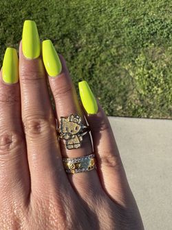 Nugget Hello Kitty Ring 
