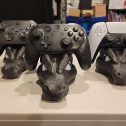 3d Printed Charizard Controller Stand