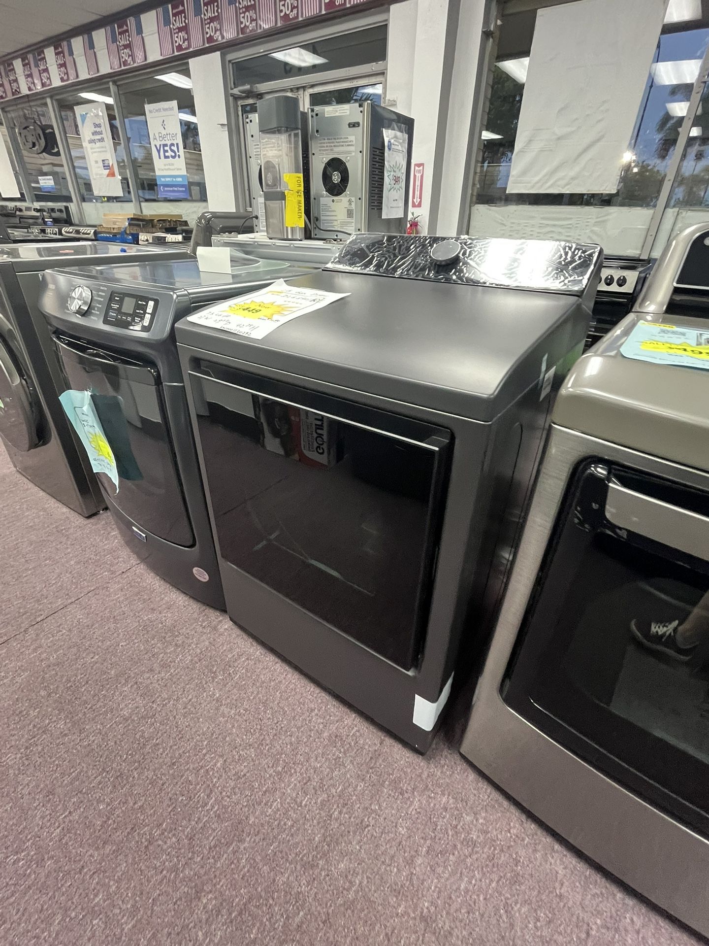 Gas Dryer secadoras 27’ Black LG New Scratch Dents