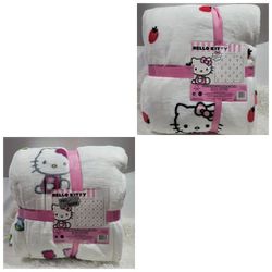 HELLO KITTY Pink Flowers Tulips Mushrooms & Strawberry Full/Queen Blanket Throw 
