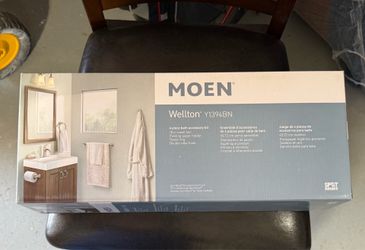 Moen Wellton Brushed Nickel 4 piece bathroom accessory collection