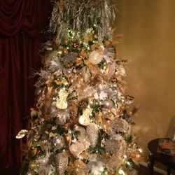 9 Feet Christmas Tree