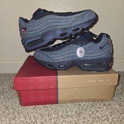 Nike Levis Air Max 95 (Obsidian)