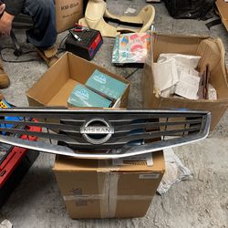 Nissan Front Grill