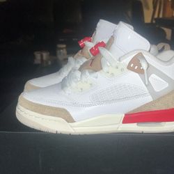 Jorden Spikes Low (gs) Size 5,5y