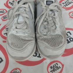 Nike Flex 2017 RN US 13C Youth Boys Running Shoes 904250-001 Vietnam 01/07/17