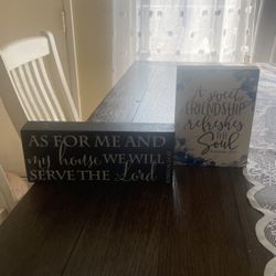 Two bible Quotes Decoration