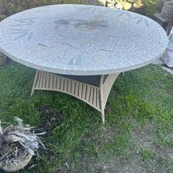Free Table