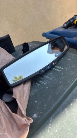 Tahoe suburban Yukon rear view mirror