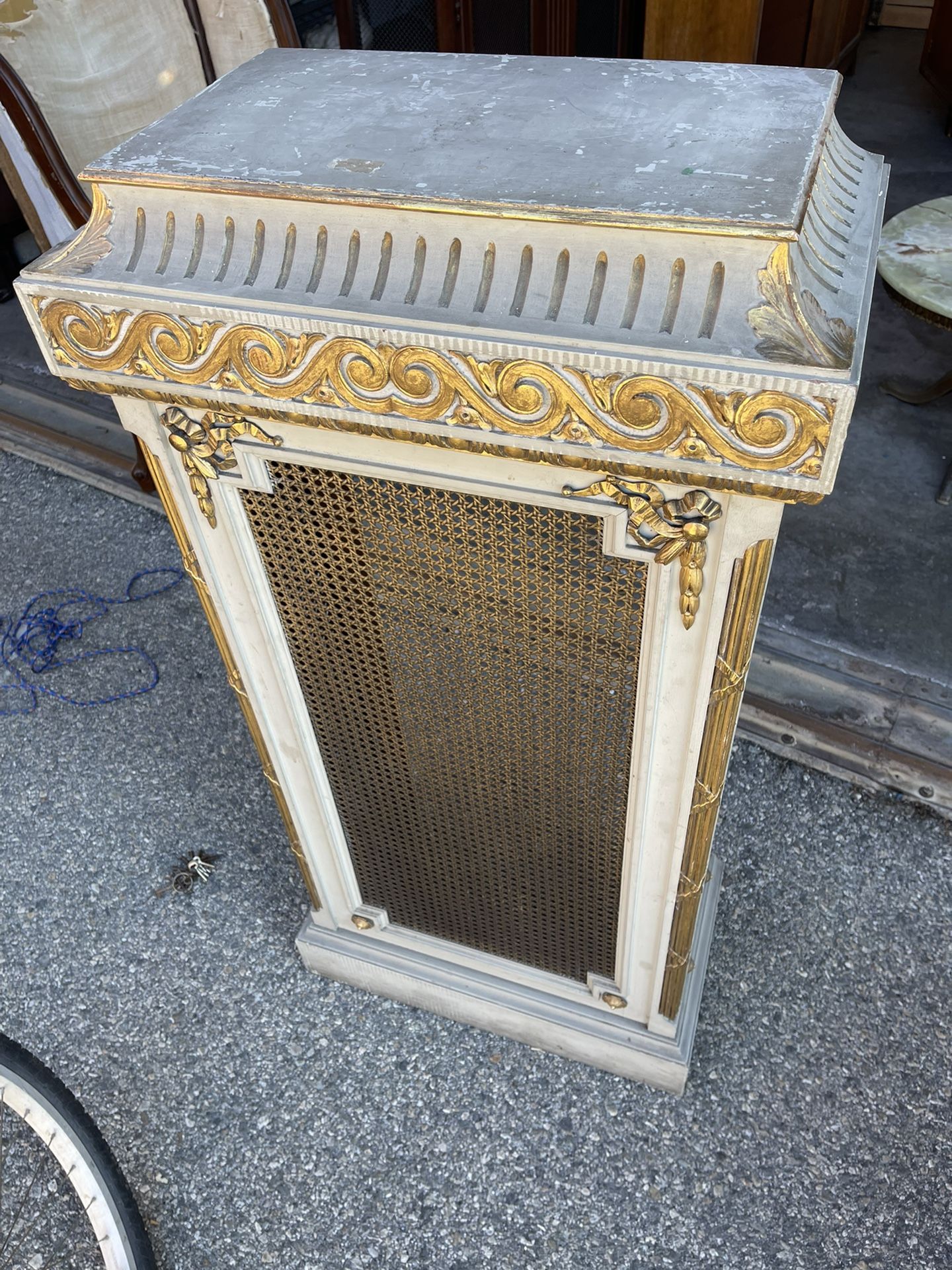 Rustic Radiator Screening Antique Wall Radiator Screen for Sale in Lomita, CA - OfferUp