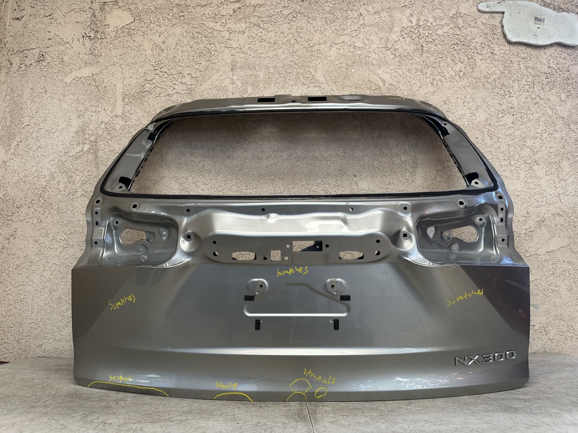 2015 2016 2017 2018 2019 2020 2021 LEXUS NX NX300 NX200T LIFT-GATE TAILGATE OEM