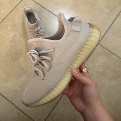 Yeezy Boost 350 Sesame 