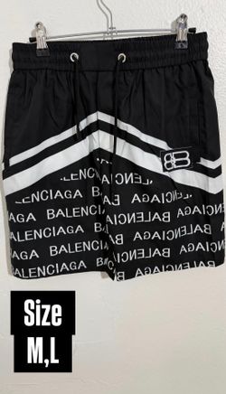 BALENCIAGA BLACK SHORTS NEW COLLECTION