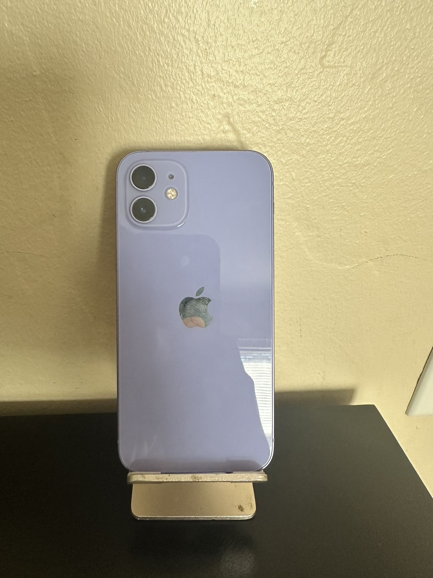 iPhone 12 64GB Unlocked