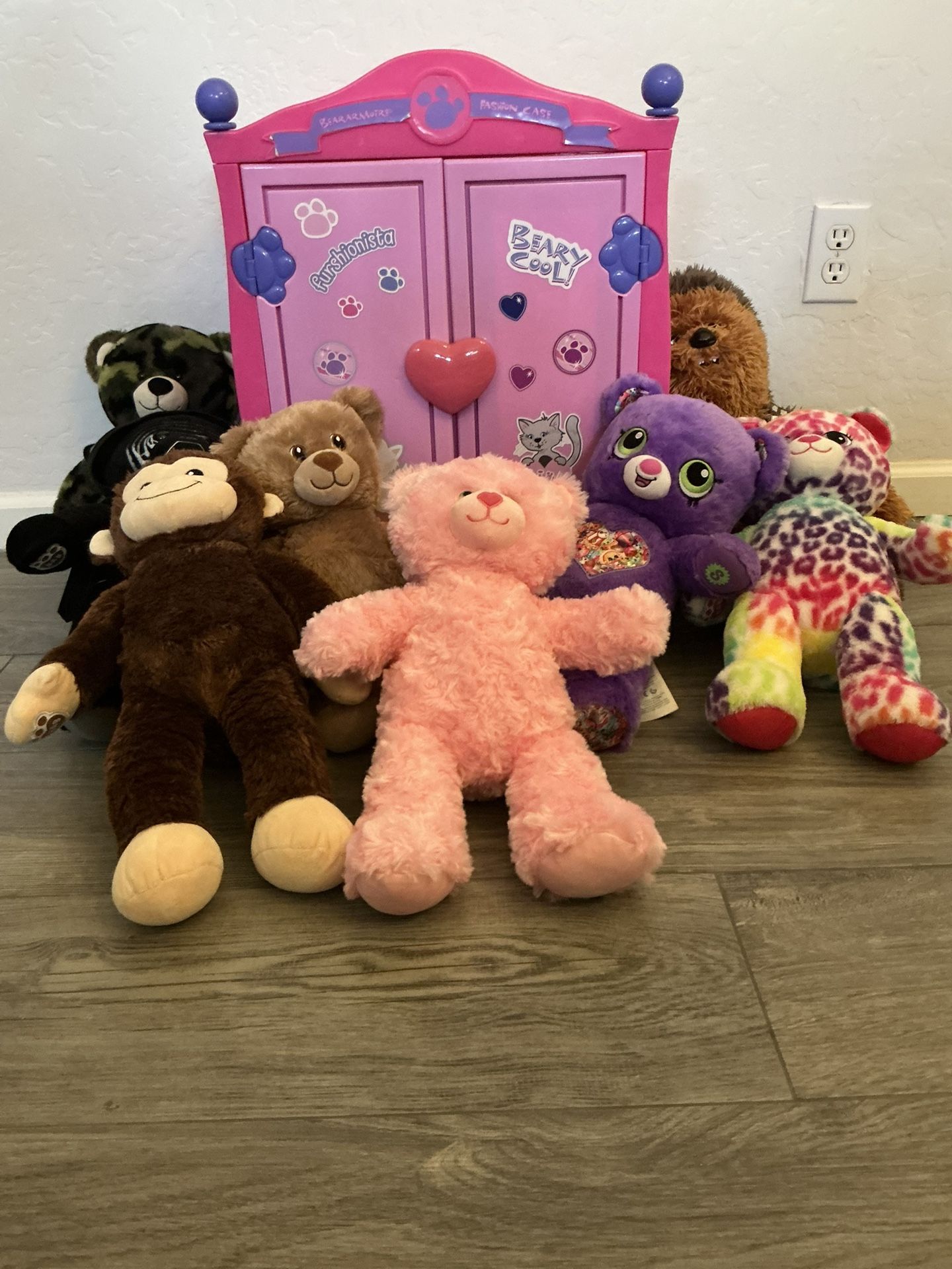 8 Build A Bear Stuffed Animals And Wardrobe With Accessories For Bears