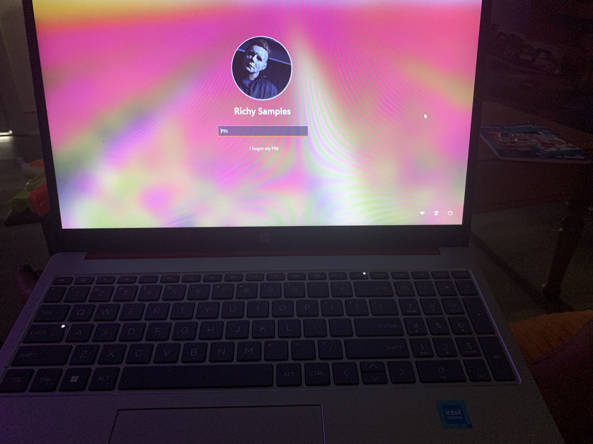 8 GB Laptop OBO