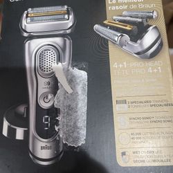 Braun Series 9 9330s Shaver