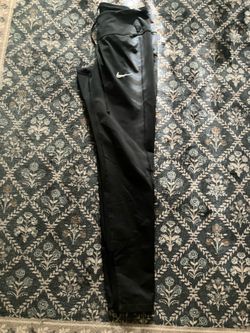 Women’s Nike dry fit leggings Small