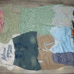 Clothes Bundle ( Dress, Hoodie, Top,...)