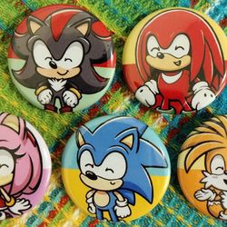 Sonic the Hedgehog Pin Back Buttons